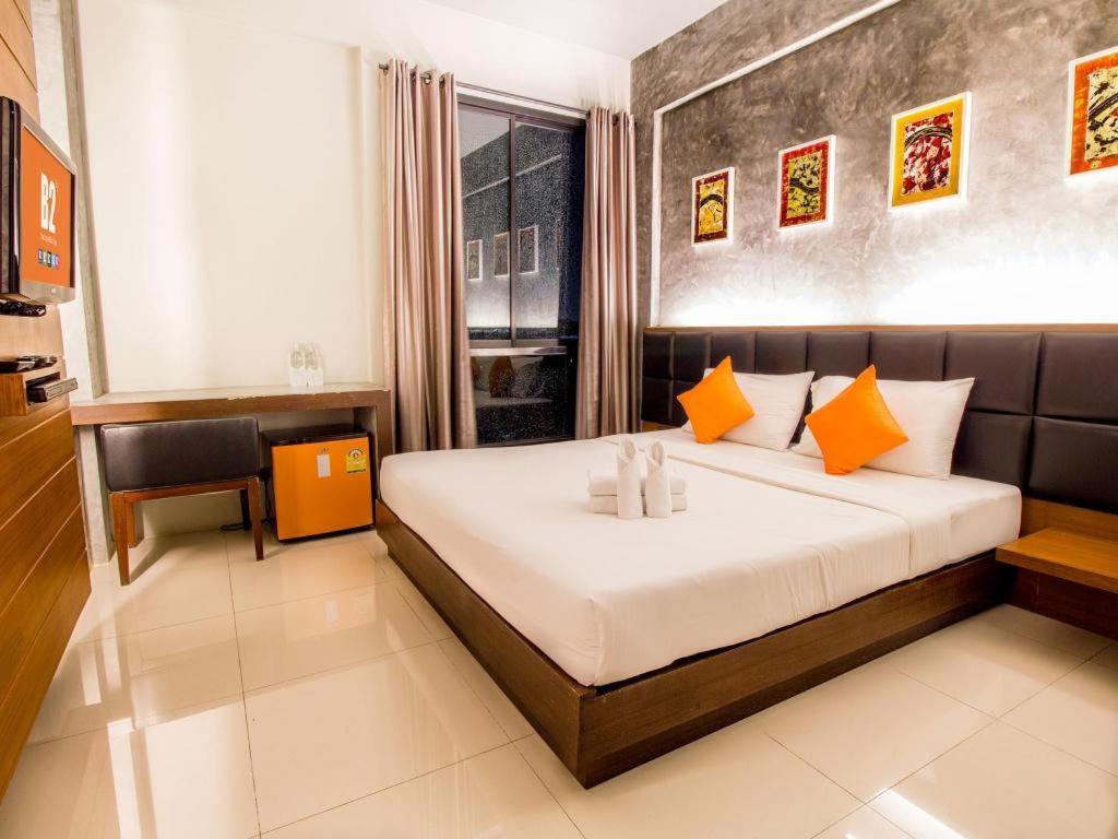 B2 Thippanate Boutique & Budget Hotel Chiang Mai Exteriör bild