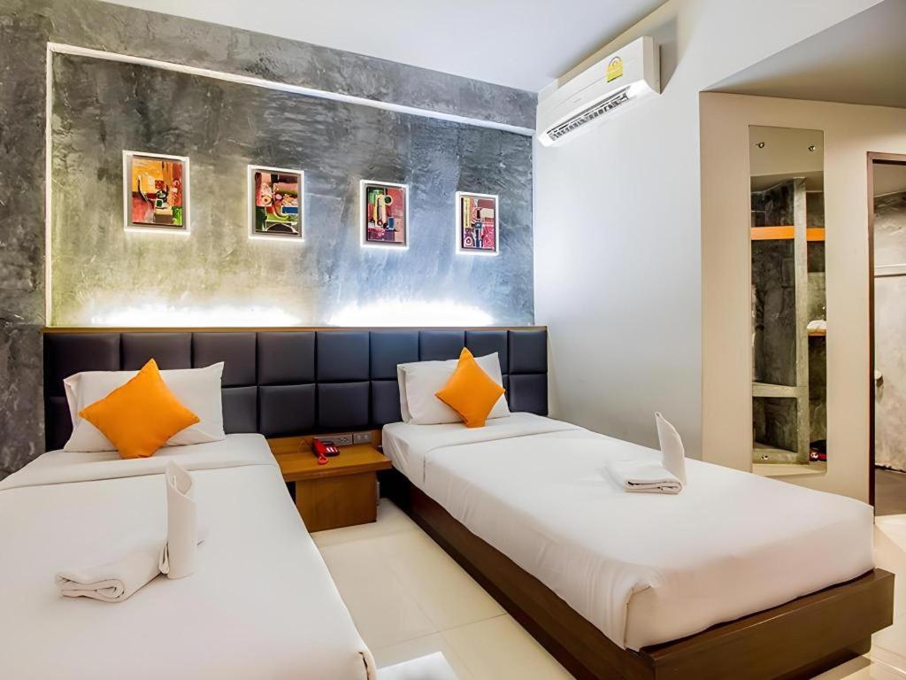 B2 Thippanate Boutique & Budget Hotel Chiang Mai Exteriör bild
